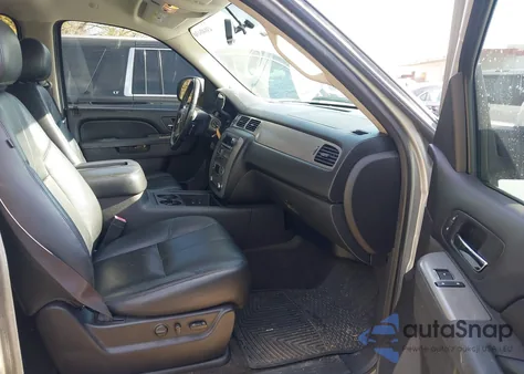 2012 Chevrolet Suburban 1500 Lt из США, поврежденный, VIN 1GNSKJE75CR257077